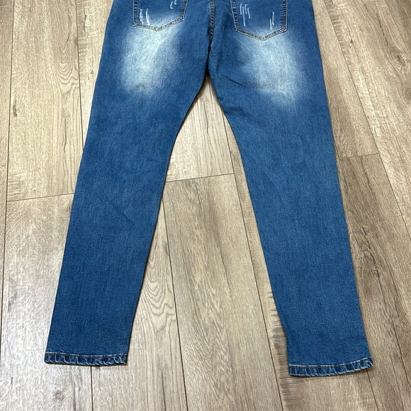 American Bazi women’s distressed jeans size 3xl plus size jeans in great shape - Picture 4 of 6